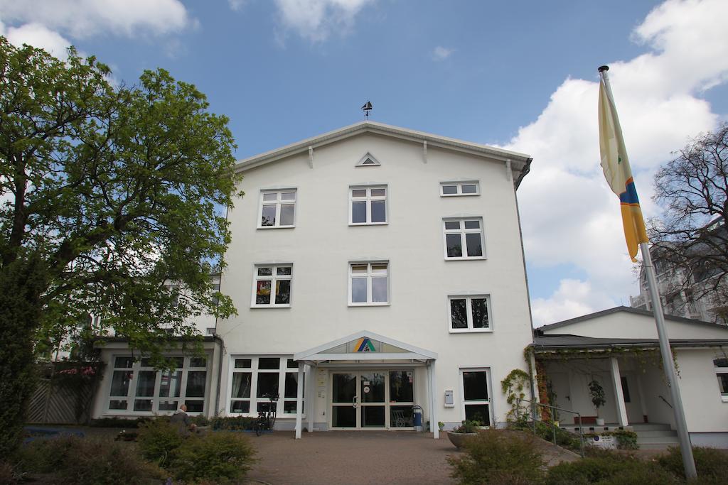 Djh Hostel